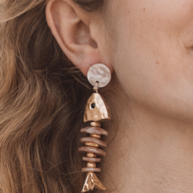 PENDIENTES PEZ ESQUELETO